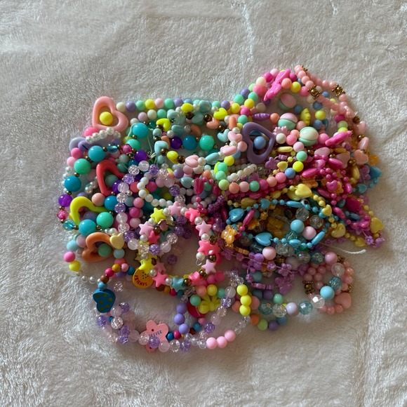 Kids Beaded Necklace Bracelet Set Crafting Jewelry Charms Party Favors - Picture 2 of 5